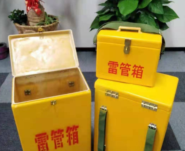 叠彩玻璃钢雷管箱有哪些特点